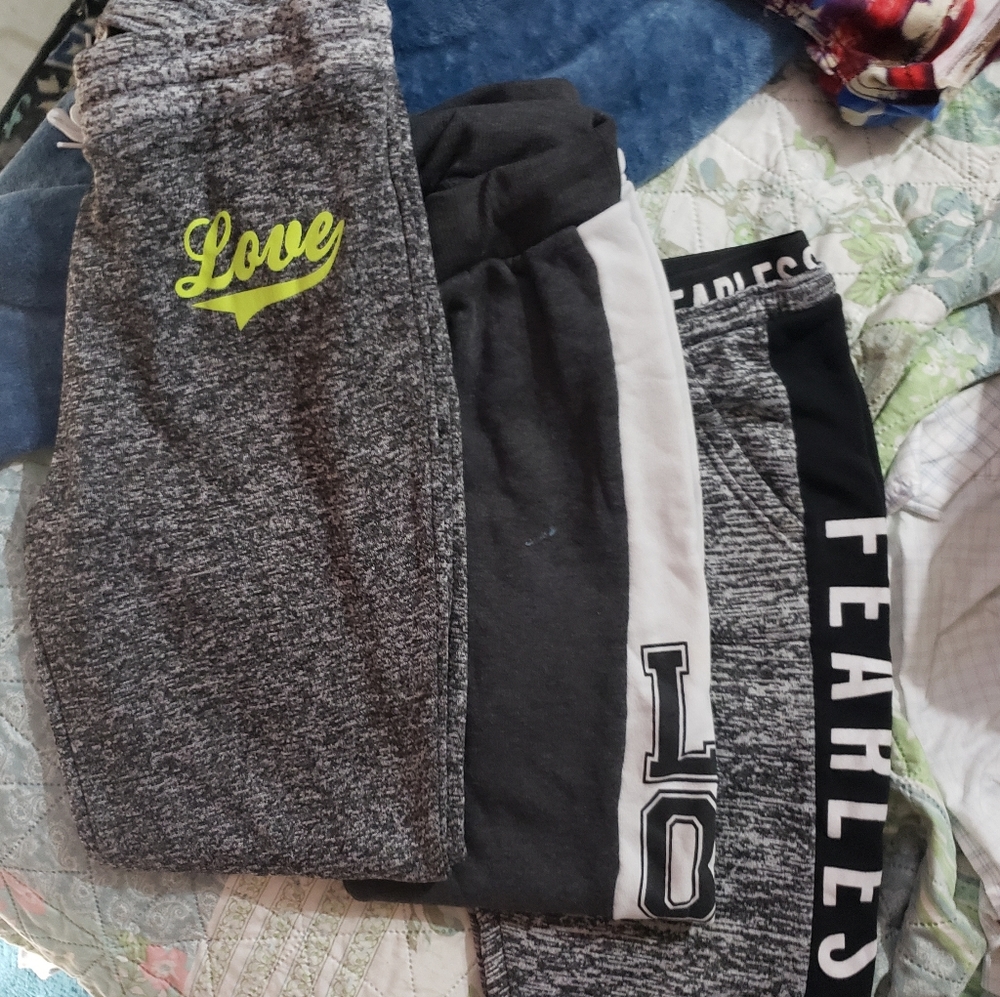 Jogging pants